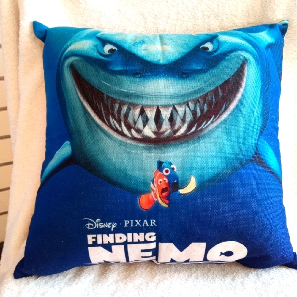 Nemo pillow